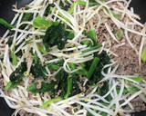 もやしとほうれん草のひき肉炒め♪作り方4写真