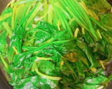 海老とほうれん草の中華風炒め作り方1写真