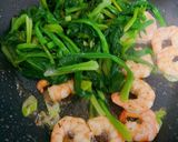 海老とほうれん草の中華風炒め作り方8写真