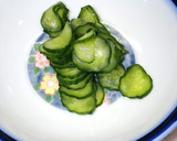 釜揚げしらすと胡瓜の酢の物　梅肉添え作り方4写真