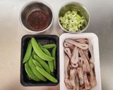 スナップえんどうとイカのオイスター炒め作り方1写真
