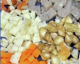 コロコロこんにゃくと根菜の煮物作り方1写真