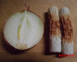 目玉焼き＆ちくわとタマネギの簡単ソテー♪作り方1写真