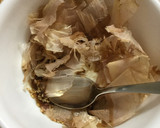 鶏肉とねぎを炒めて、おかかマヨソース作り方4写真