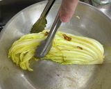 白菜のステーキ　トリュフオイルがけ作り方5写真