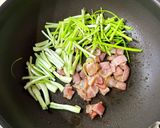 島らっきょうとベーコンの粒マスタード炒め作り方2写真