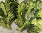 ❀ブロッコリーと豚肉の七味マヨ炒め❀作り方2写真