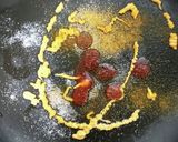 ウインナーとキノコのカレー炒め作り方1写真
