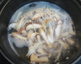 【#冷凍野菜】さば缶ときのこのみそ汁作り方3写真