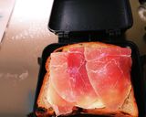 生ハムとモッツァレラチーズのホットサンド作り方6写真