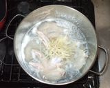 鶏手羽先スープ♪冬かぜに温まる漢方薬膳作り方3写真