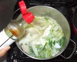 鶏手羽先スープ♪冬かぜに温まる漢方薬膳作り方6写真