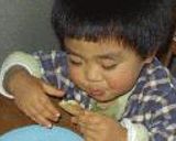 息子と・・・アンパンマンクッキーができるまで作り方6写真