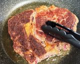 肉汁たっぷり!簡単牛リブロースステーキ作り方3写真