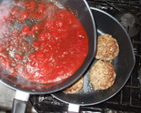 ハンバーグのトマト煮込み♪簡単トマト缶で作り方9写真