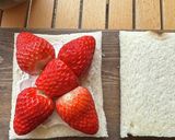 練乳クリームで絶品苺サンド♩作り方3写真