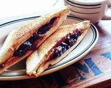 カフェ風★チーズあずきバターホットサンド作り方6写真