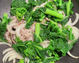 菜の花と豚肉のカレーマヨ炒め作り方11写真