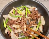 【楽めし】牛肉とアスパラの生姜醤油炒め作り方4写真