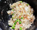 鮭の切り身と揚げ玉の混ぜご飯作り方4写真
