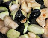 鶏胸肉とトロ〜リなすのさっぱり甘酢炒め作り方3写真