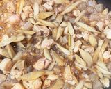煮詰めて混ぜる！鶏ゴボウ飯！作り方2写真