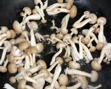 チリ産サーモンwith小松菜andしめじ作り方1写真