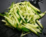 簡単！きゅうりのカレーポン酢和え作り方1写真