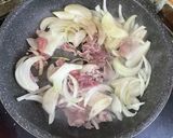 しめじと玉ねぎの醤油バタースパゲッティ♬作り方3写真