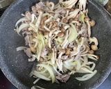 しめじと玉ねぎの醤油バタースパゲッティ♬作り方4写真