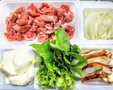 豚こま肉と蕪のオイスターソース炒め作り方1写真