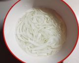 新玉ねぎとカニかまの粒マスタードサラダ作り方2写真
