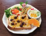 トーストにきのこの山トッピング作り方7写真