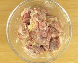 旨辛がやみつき！韓国風ヤンニョムチキン作り方1写真