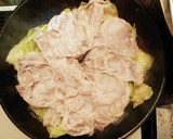 簡単☆キャベツと豚肉の酒蒸し焼き作り方2写真
