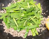 簡単！ニラとひき肉の卵炒め♪作り方3写真