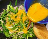簡単！ニラとひき肉の卵炒め♪作り方4写真