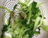 麹甘酒でチンゲン菜と舞茸の海苔胡麻和え作り方2写真