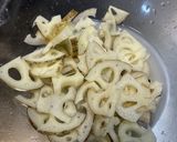 蓮根の甘酢生姜きんぴら作り方1写真