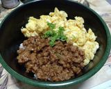 ハンバーグのタネから作るそぼろ丼作り方9写真