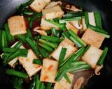 厚揚げ、ニラ、椎茸のピリ辛炒め作り方5写真