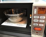 新玉ねぎとアボカドのツナチーズ和え作り方1写真