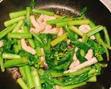 油菜心と豚のオイスターソースにんにく添え作り方7写真