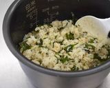 だし醤油とごま油で味付け!わかめの味ご飯作り方4写真
