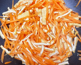 ひじきの炒り煮！ヘルシーかさ増しレシピ♪作り方4写真