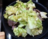 超簡単！牛肉とキャベツのスタミナ炒め！作り方5写真