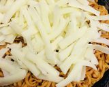 アレンジ★ミルク&チーズ・チキンラーメン作り方1写真