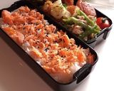 オレンジが綺麗☆ごま塩鮭ちらし弁当作り方2写真