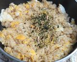 お茶漬けの素とカットワカメで簡単美味炒飯作り方5写真