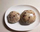 梅干しと塩昆布とプチプチ白ごまのおにぎり作り方3写真